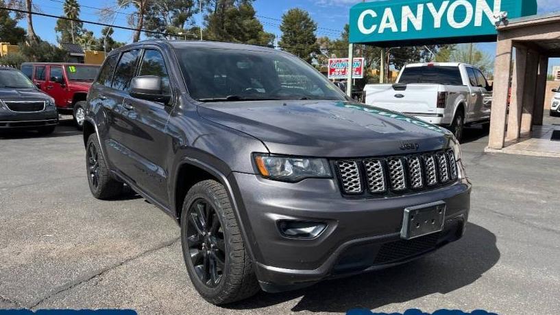 JEEP GRAND CHEROKEE 2018 1C4RJFAG5JC468549 image